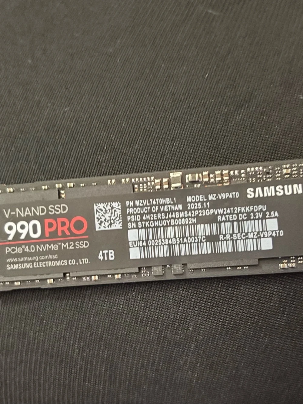 SEND 🅾️FFERS ‼️‼️ Samsung 990 PRO 4TB NVMe M.2 and SSD - Black